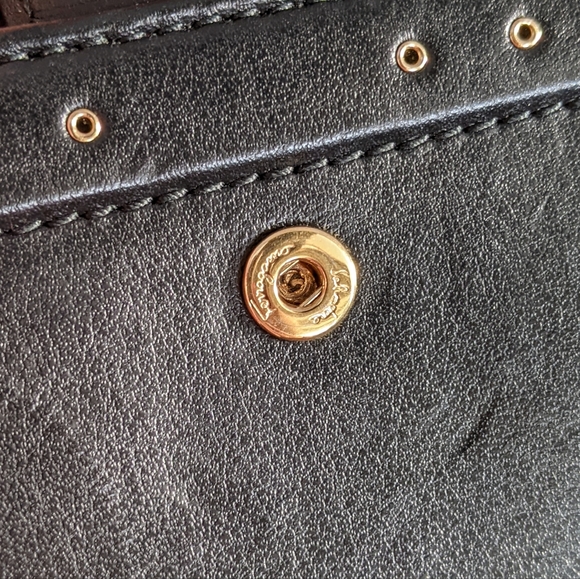 ⚡SOLD⚡Salvatore Ferragamo Leather Bifold Wallet w. Grommets + Scallop Edge - Picture 5 of 16